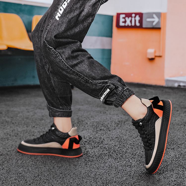 Casual Leather Sneakers - Premiere