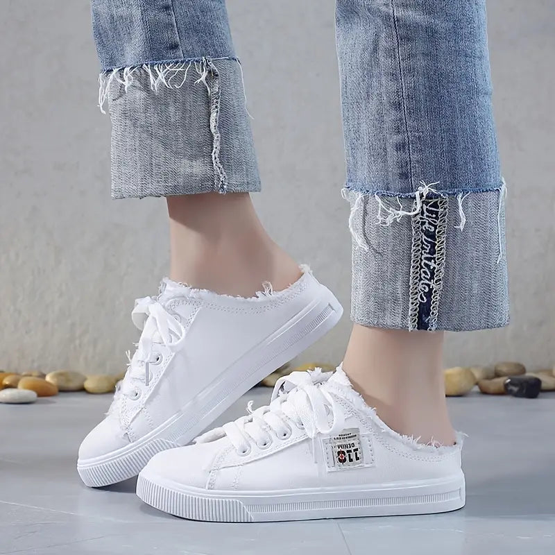 Women's Low-Top Sneakers - Trendy