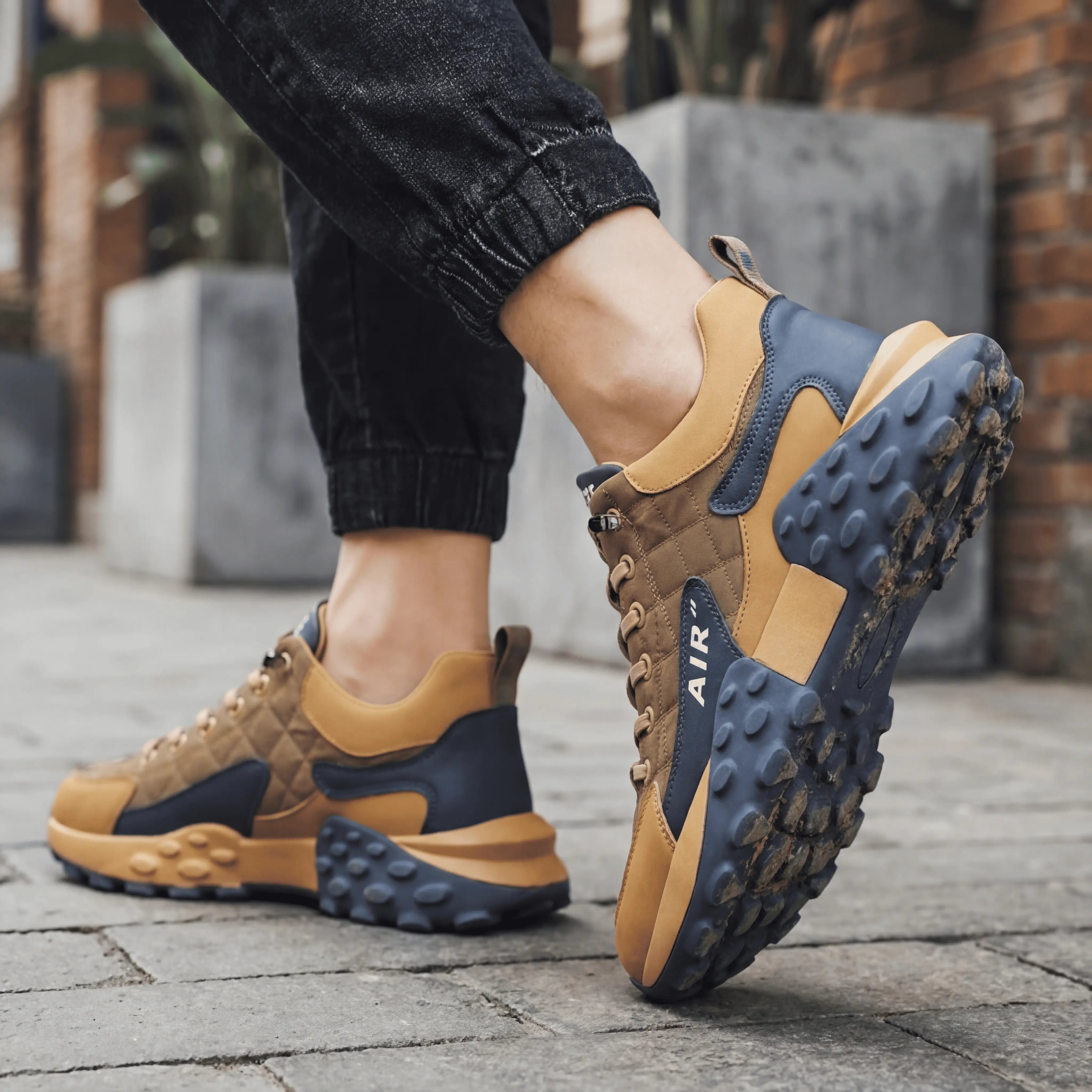 Durable & Comfortable Shoes - Air Cross