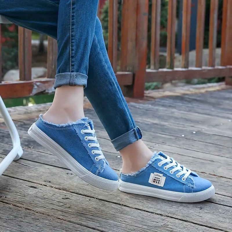 Women's Low-Top Sneakers - Trendy